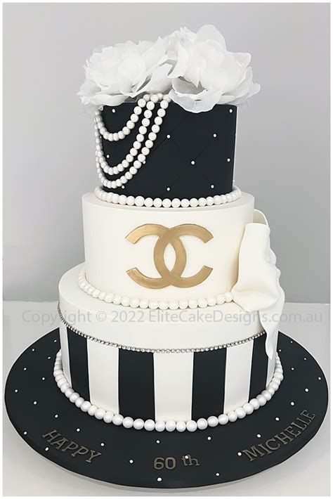 chanel logo cake|trendy chanel cakes.